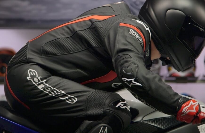 Top 7 Features of the Alpinestars Missile v2 Racing Suit